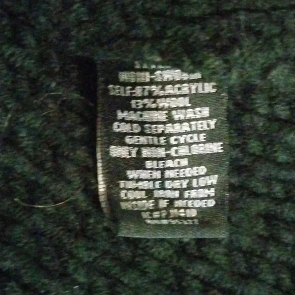 Sanctuary size large black/ cream striped sweater. So pretty for winter. - Picture 10 of 11